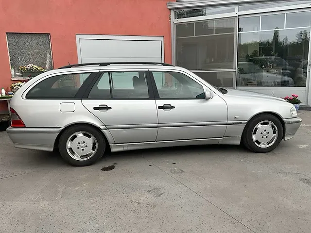 Mercedes c200 - afbeelding 35 van  37