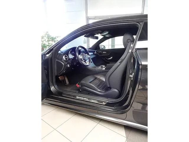 Mercedes c300 - afbeelding 14 van  18