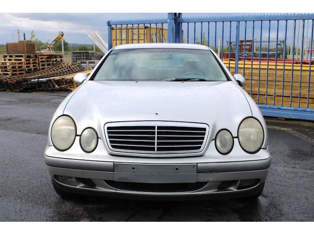 Mercedes clk 200 - wdb2083351f038625 - 1997 - afbeelding 6 van  13
