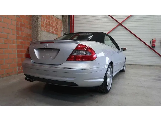 Mercedes clk cabrio 550 v8 - afbeelding 4 van  82
