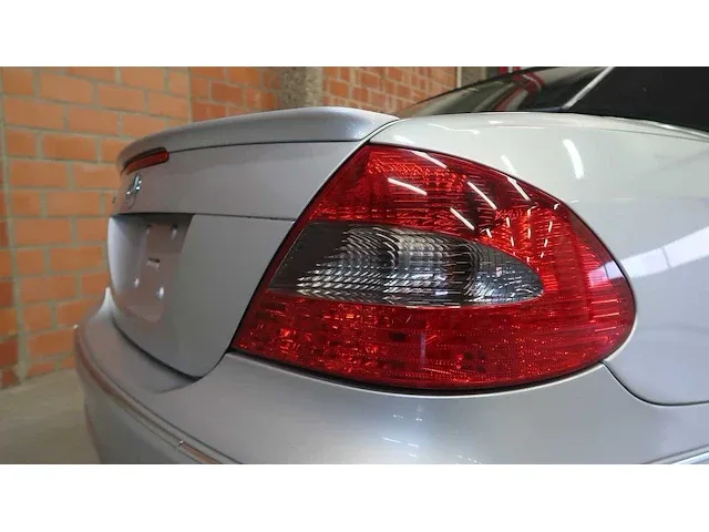 Mercedes clk cabrio 550 v8 - afbeelding 8 van  82