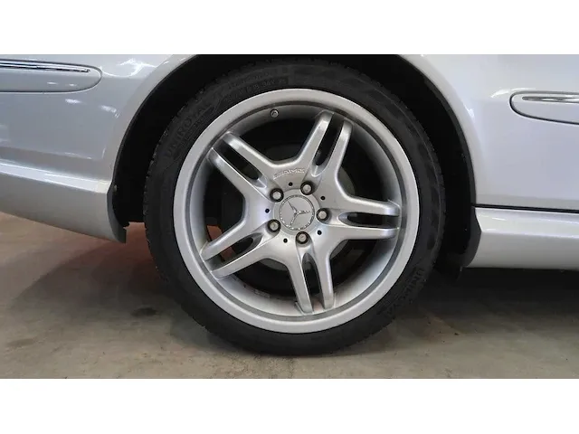 Mercedes clk cabrio 550 v8 - afbeelding 10 van  82