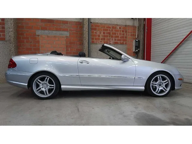 Mercedes clk cabrio 550 v8 - afbeelding 25 van  82