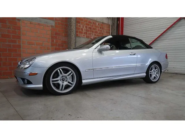 Mercedes clk cabrio 550 v8 - afbeelding 23 van  82