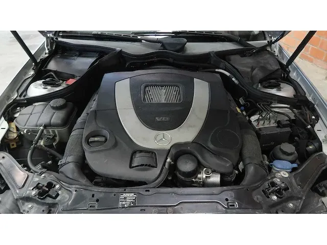 Mercedes clk cabrio 550 v8 - afbeelding 39 van  82