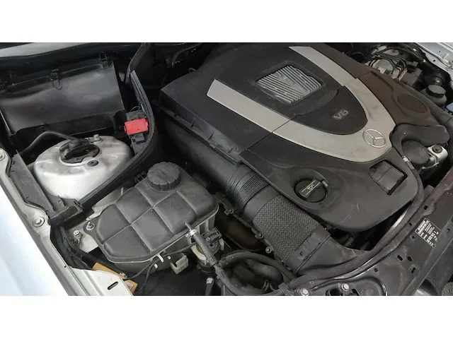 Mercedes clk cabrio 550 v8 - afbeelding 41 van  82