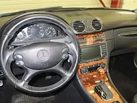 Mercedes clk cabrio 550 v8 - afbeelding 57 van  82