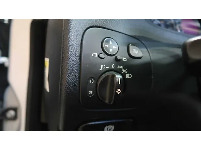 Mercedes clk cabrio 550 v8 - afbeelding 64 van  82