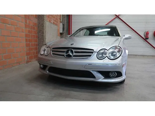Mercedes clk cabrio 550 v8 - afbeelding 56 van  82