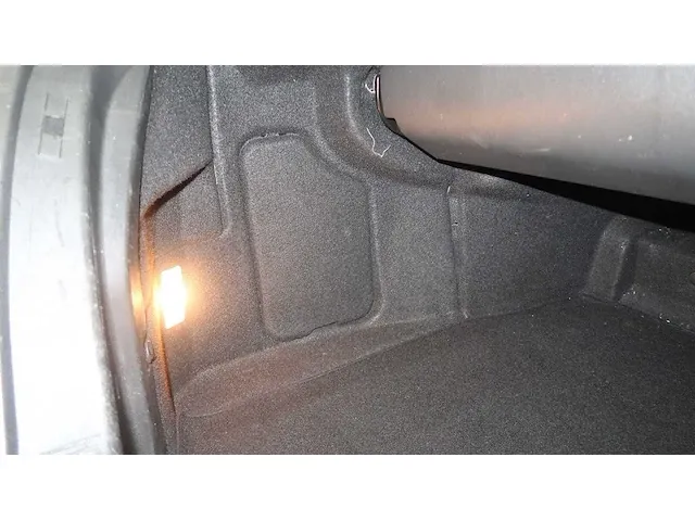 Mercedes clk cabrio 550 v8 - afbeelding 80 van  82