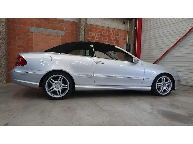 Mercedes clk cabrio 550 v8 - afbeelding 82 van  82