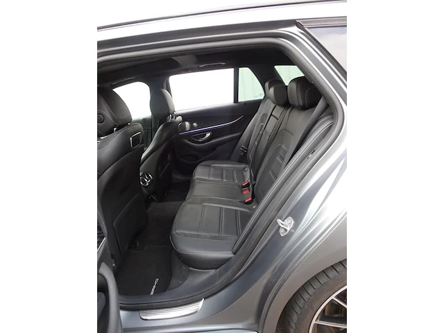 Mercedes e amg - afbeelding 8 van  37