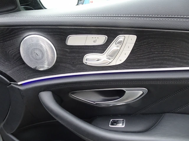 Mercedes e amg - afbeelding 20 van  37