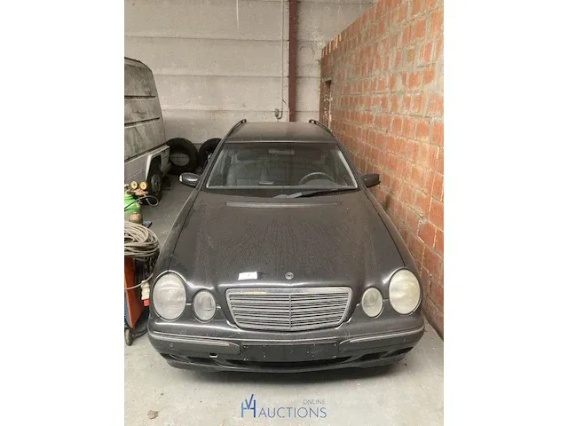 Mercedes e-klasse - afbeelding 1 van  5