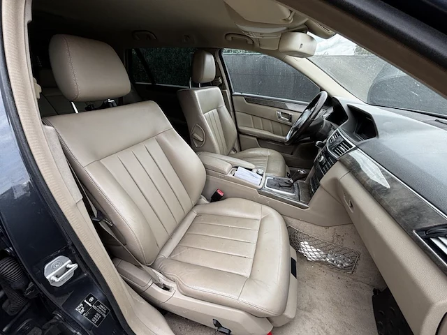 Mercedes e200 cdi,2010 - afbeelding 16 van  39