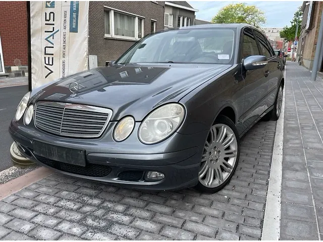 Mercedes e220 cdi, sedan - afbeelding 1 van  29