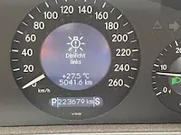 Mercedes e220 cdi, sedan - afbeelding 27 van  29