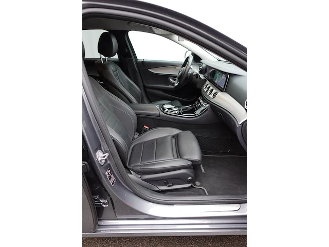 Mercedes e220 d - afbeelding 4 van  22