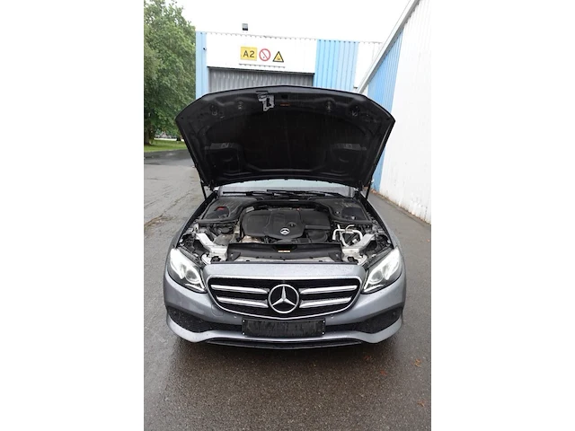 Mercedes e220 d - afbeelding 10 van  22