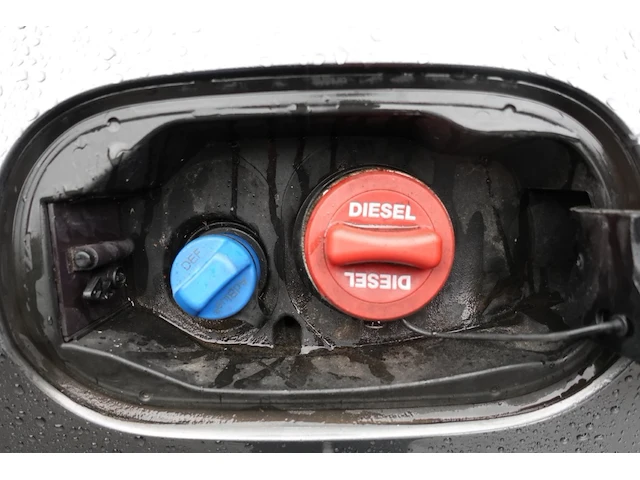 Mercedes e220 d - afbeelding 13 van  22