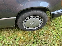 Mercedes e300w124 voorouders uit 1990 - afbeelding 3 van  59