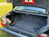 Mercedes e300w124 voorouders uit 1990 - afbeelding 22 van  59