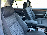 Mercedes e300w124 voorouders uit 1990 - afbeelding 35 van  59