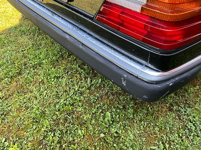 Mercedes e300w124 voorouders uit 1990 - afbeelding 41 van  59