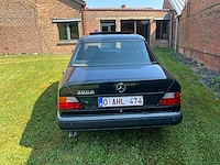 Mercedes e300w124 voorouders uit 1990 - afbeelding 34 van  59