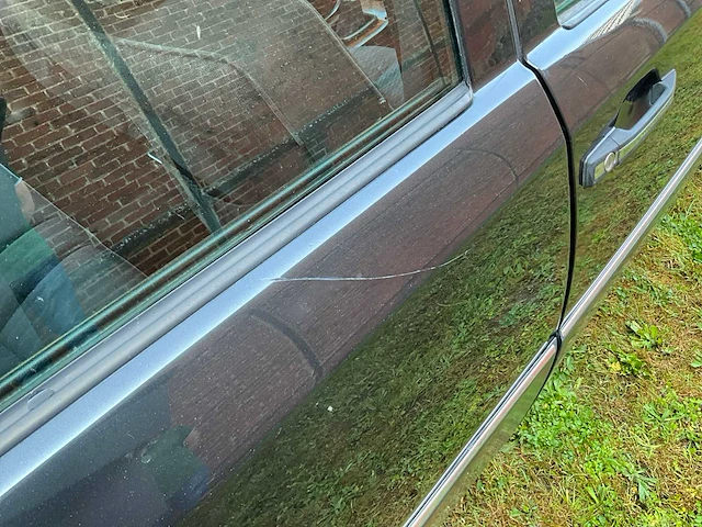 Mercedes e300w124 voorouders uit 1990 - afbeelding 48 van  59