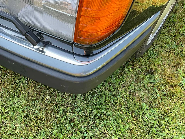 Mercedes e300w124 voorouders uit 1990 - afbeelding 50 van  59