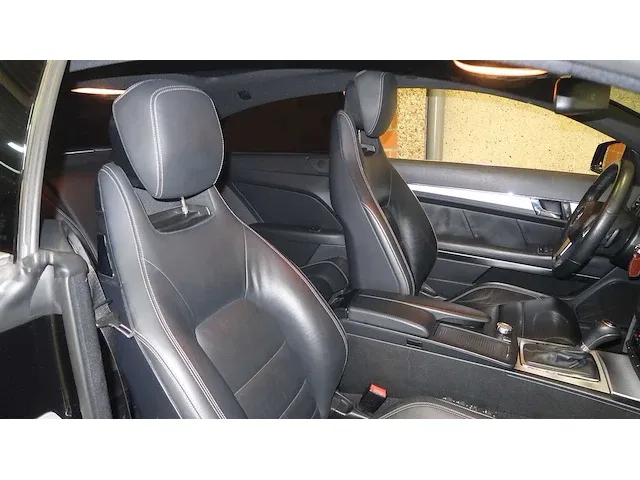 Mercedes e350 coupé - afbeelding 31 van  60
