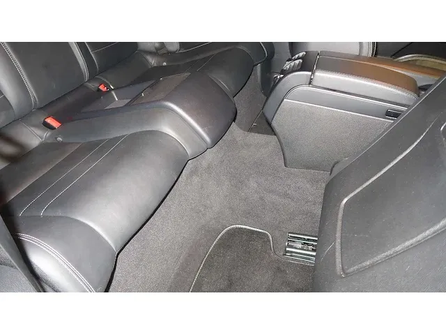 Mercedes e350 coupé - afbeelding 33 van  60