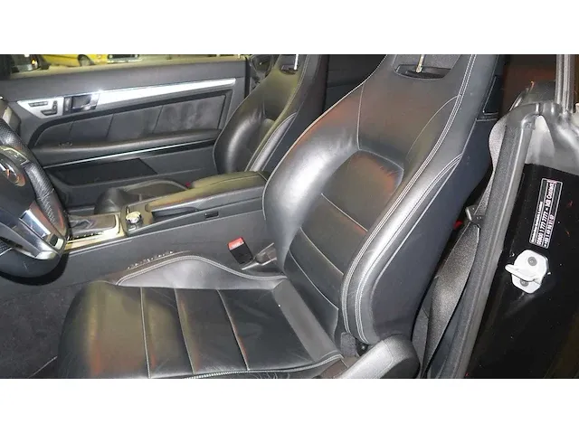 Mercedes e350 coupé - afbeelding 41 van  60