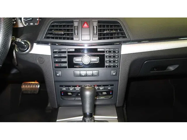 Mercedes e350 coupé - afbeelding 42 van  60