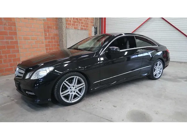 Mercedes e350 coupé - afbeelding 58 van  60