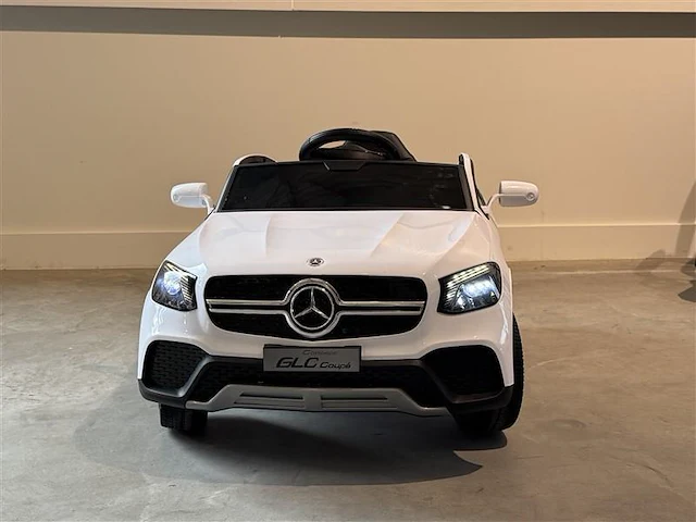 Mercedes glc coupe elektrische kinderauto 12v - wit - afbeelding 2 van  11