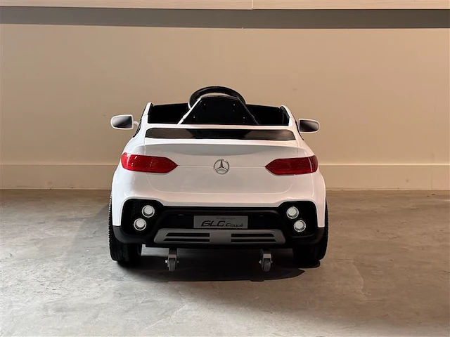 Mercedes glc coupe elektrische kinderauto 12v - wit - afbeelding 5 van  11