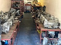 Mercedes groot lot onderdelen (1964-1993) - afbeelding 1 van  39