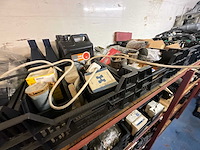 Mercedes groot lot onderdelen (1964-1993) - afbeelding 13 van  39