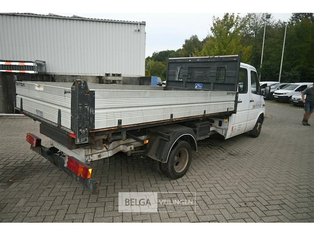 Mercedes lichte vrachtwagen met 3-zijdige kipper - afbeelding 17 van  28