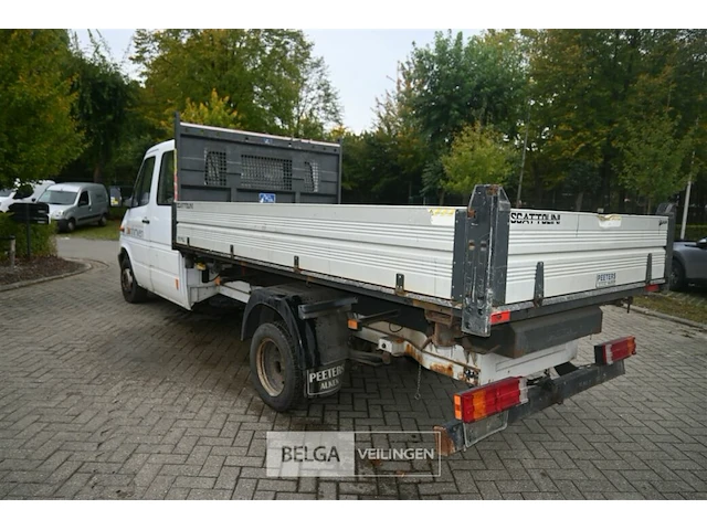 Mercedes lichte vrachtwagen met 3-zijdige kipper - afbeelding 20 van  28