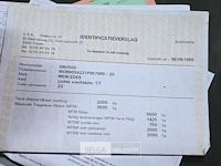 Mercedes lichte vrachtwagen - afbeelding 17 van  17