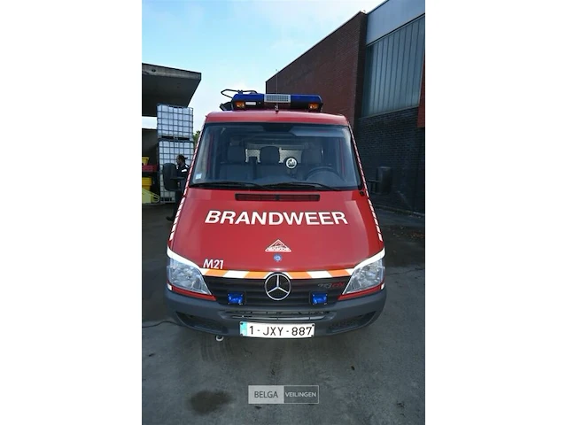 Mercedes lichte vrachtwagen - afbeelding 5 van  30