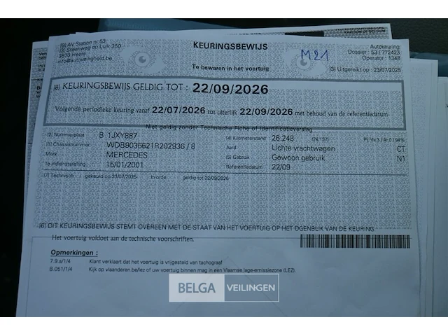 Mercedes lichte vrachtwagen - afbeelding 16 van  30