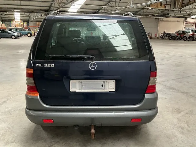 Mercedes ml320 - afbeelding 4 van  41