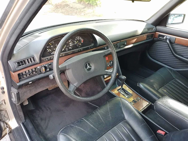 Mercedes s-klasse w126 260se - 1986 - afbeelding 2 van  22