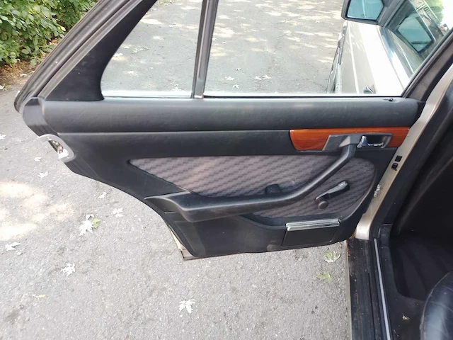 Mercedes s-klasse w126 260se - 1986 - afbeelding 4 van  22