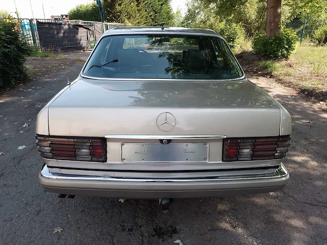 Mercedes s-klasse w126 260se - 1986 - afbeelding 17 van  22