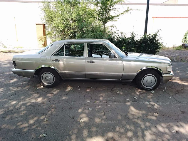 Mercedes s-klasse w126 260se - 1986 - afbeelding 19 van  22
